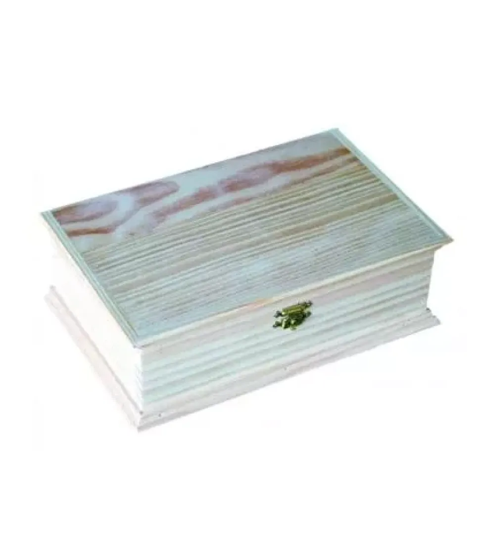 Caja con cornisa mediana