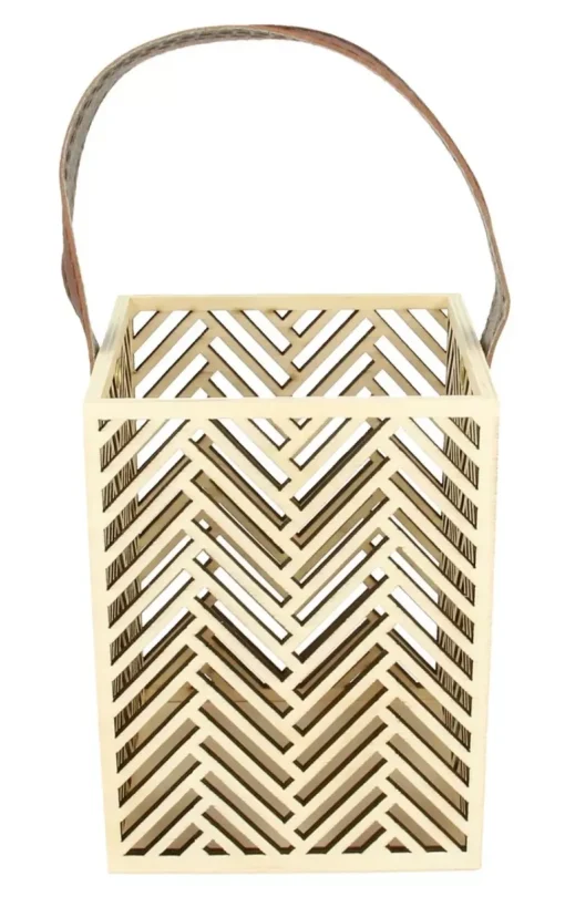 Linterna de madera calada con chevon