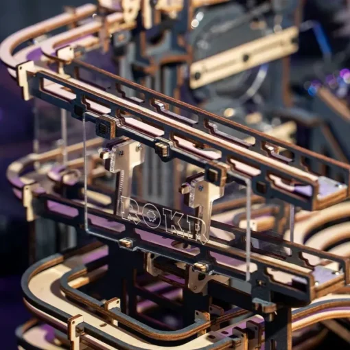 Maqueta de ciudad de noche Robotime