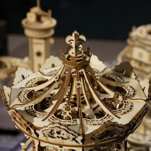 Maqueta de tiovivo romántico Robotime