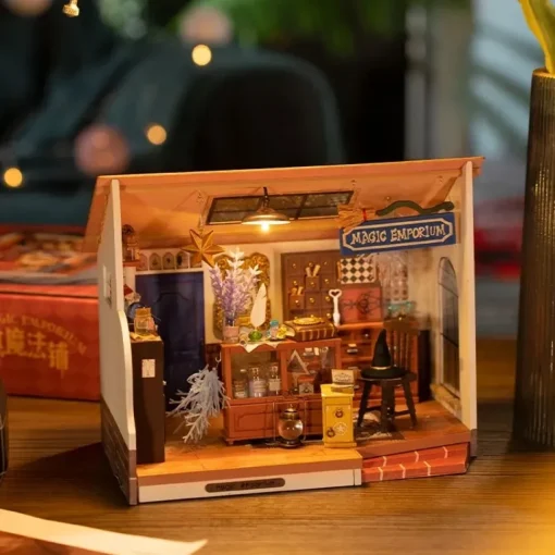 Maqueta Kiki's Magic Emporium Robotime