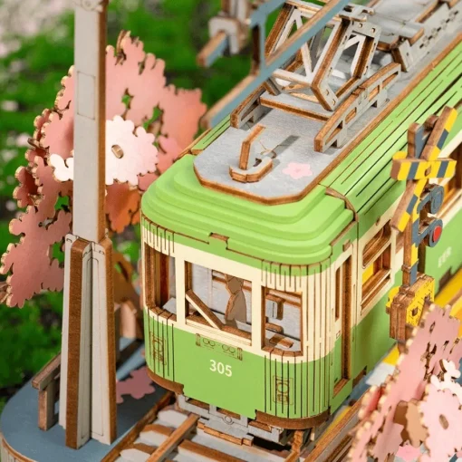 Maqueta Tranvía en sakura Robotime