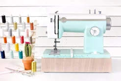 Máquina de coser Stitch Happy Mint We R Memory Keepers