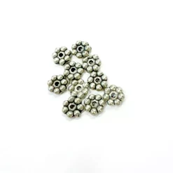 Set de 10 cuentas de flores plata